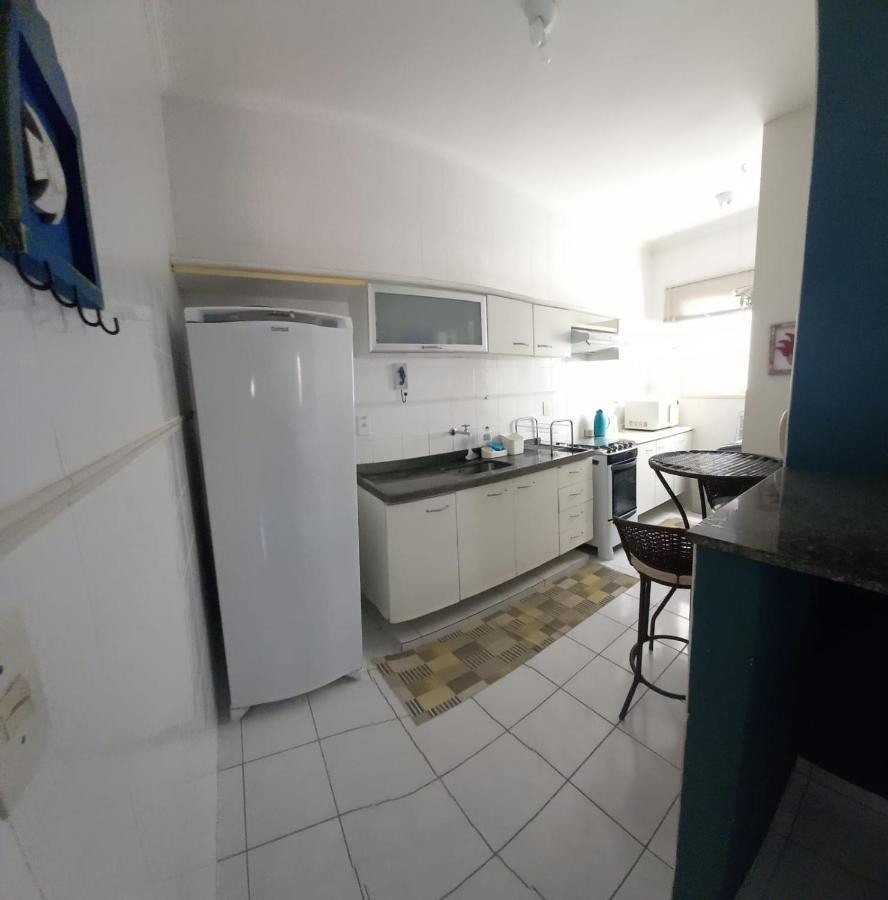 Familiar Com A 150 Metros Do Mar Em Area Nobre Da Grande Em Apartamento *