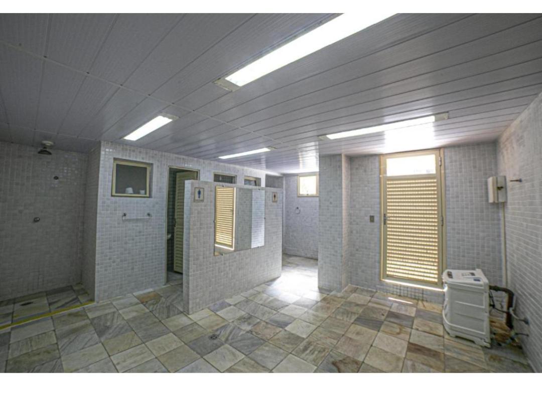 Familiar Com A 150 Metros Do Mar Em Area Nobre Da Grande Em Apartamento Ubatuba